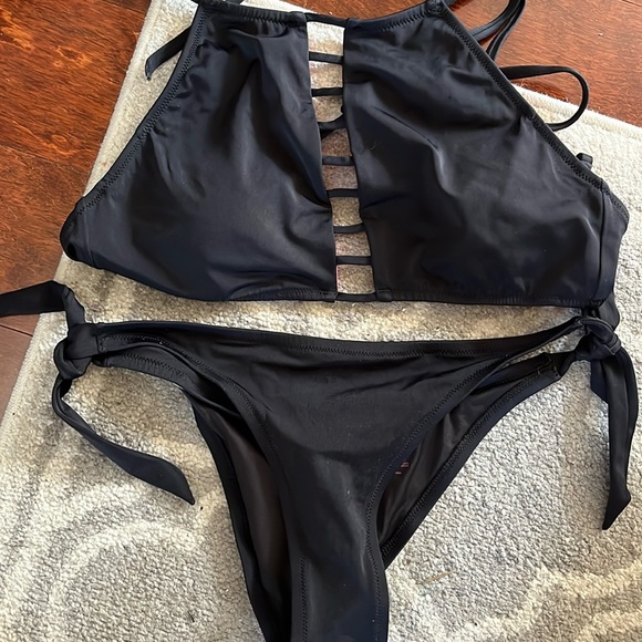 Victoria's Secret Other - Victoria’s Secret Cheeky Bikini Set